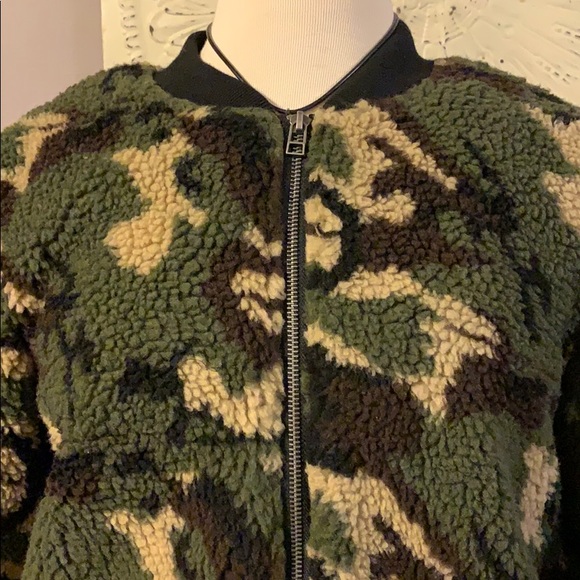 Sanctuary Camo Sherpa jacket - Picture 2 of 5